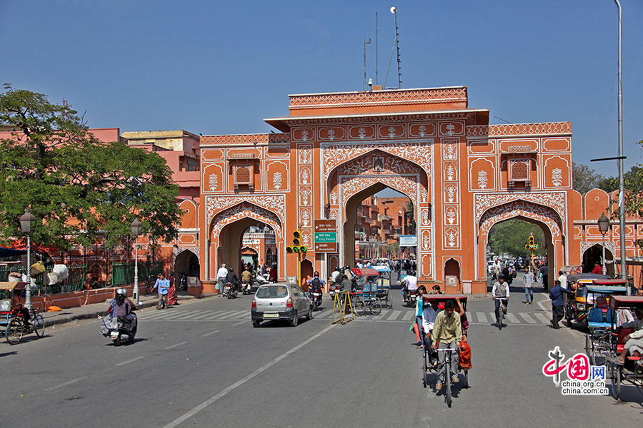 新城门(New gate)是进入斋浦尔旧城的入口，也是斋浦尔最新的一座城门