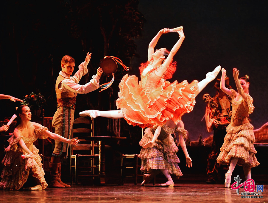 国际明星串连芭蕾“珠宝”同台飚戏穿越足尖之上的古典与现代