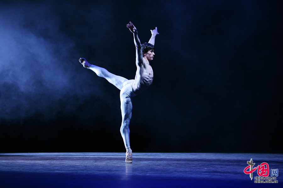 國際明星串連芭蕾“珠寶”同臺飚戲穿越足尖之上的古典與現代