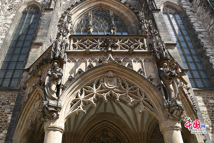 教堂拱门