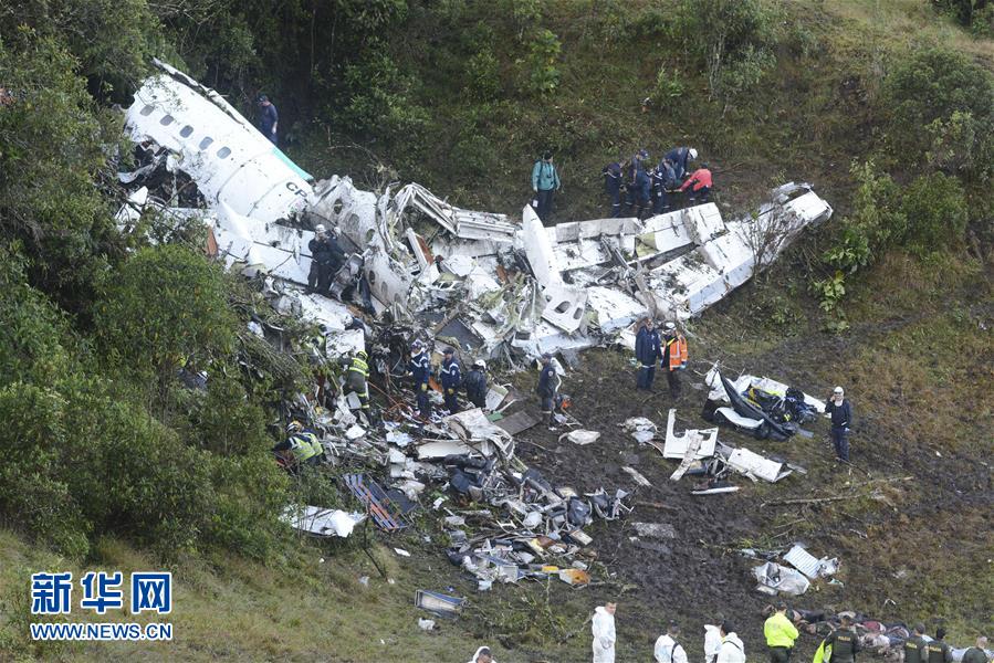 （国际）一架客机在哥伦比亚失事　机上81人有5名幸存者