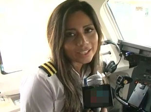 哥伦比亚空难女副驾驶照片曝光 起飞前刚接受采访