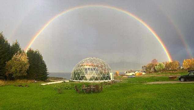 挪威北极生态环保屋温暖舒适 内部可种果蔬