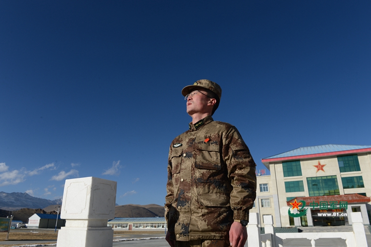 新春走军营:边防军人写给十年前的自己 新春走军营:边防军人写给十年前的自己