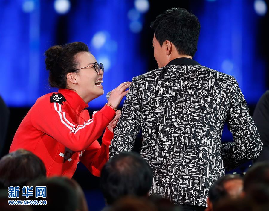 傅园慧最新表情包来袭(组图)