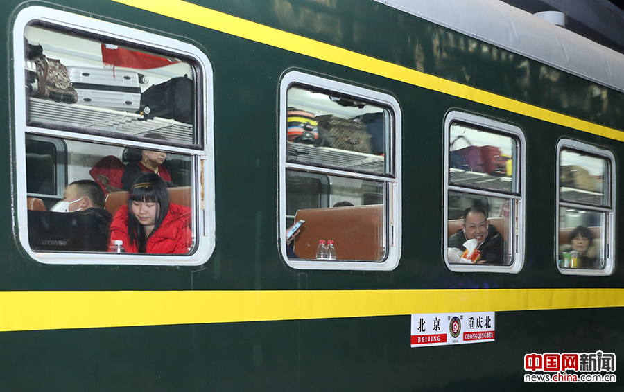 2017年1月13日0时52分，3603次列车从北京站驶出，终点是重庆北站。