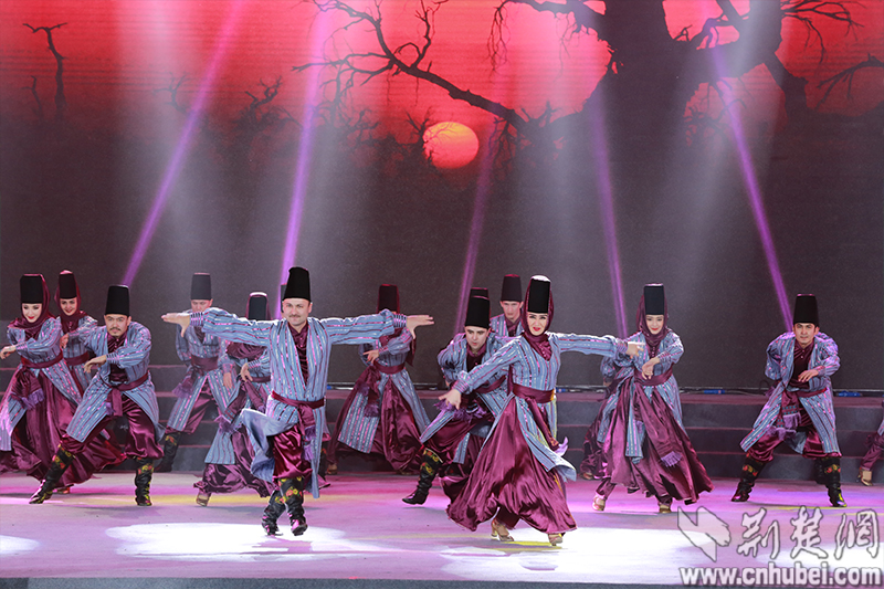 新疆 舞蹈《刀郎木卡姆》