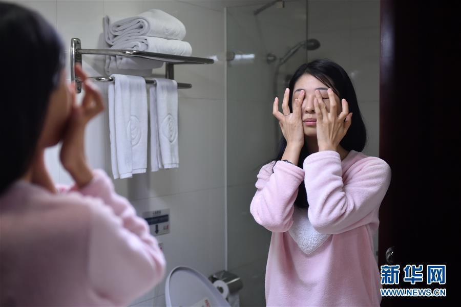 【图片故事】“90后”空姐的一天