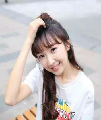 高校学霸女生寝室走红 6人获奖近百次