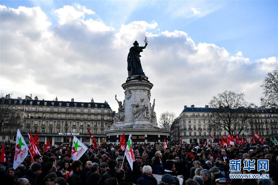 （国际）（4）法国多个城市爆发反暴力执法游行