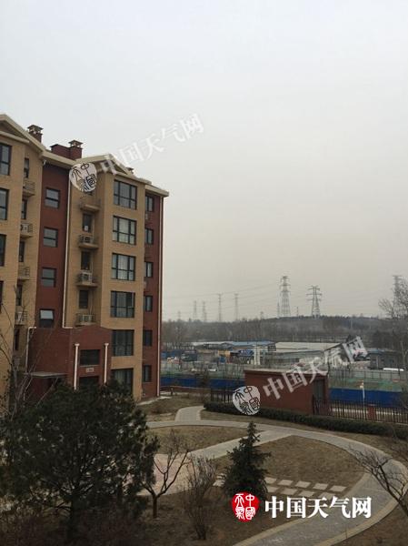 北京今有中到小雪局地大雪 晚高峰将受影响