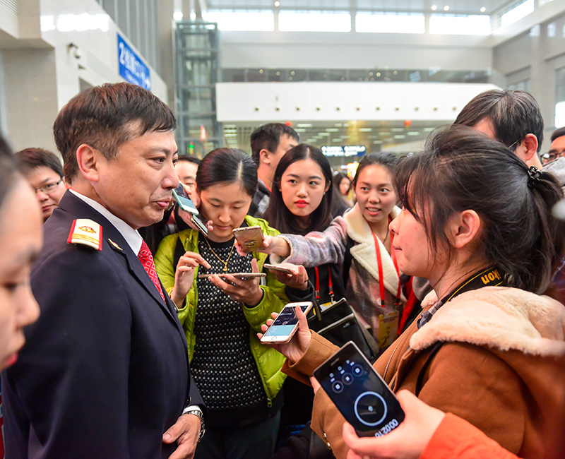 擔起時代責任 共繪溫暖氣象——新春走基層“溫暖中國”主題採訪活動綜述