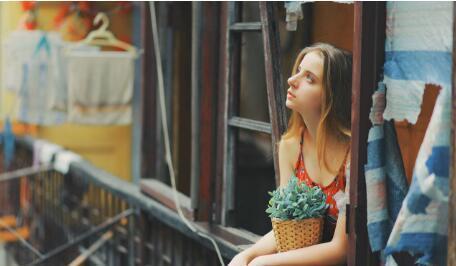 16岁美女上大学 网友大呼:私照美过明星【图】