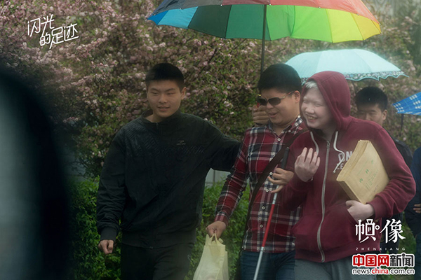 帧像:残障孩子应“随班就读”吗? 帧像:残障孩子应“随班就读”吗?