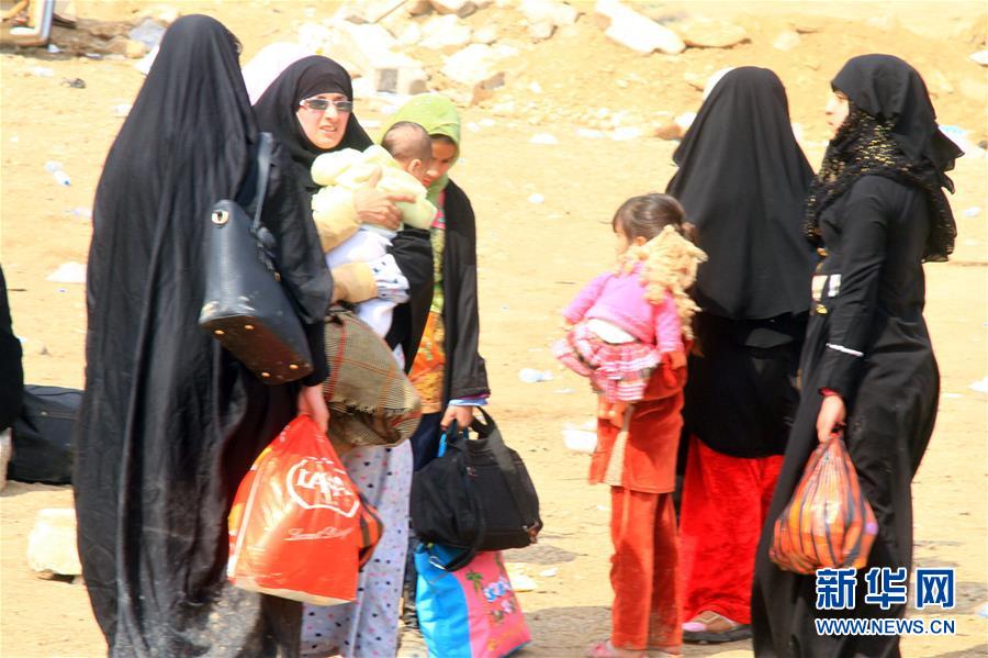 （國際）（2）大批平民從摩蘇爾交戰區撤離