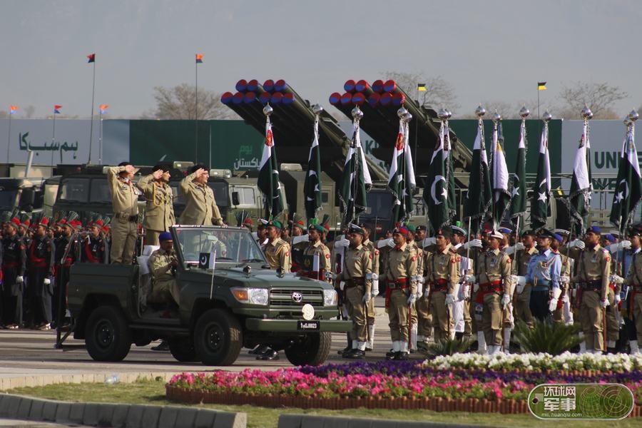 巴基斯坦国庆阅兵 出现大量中国装备