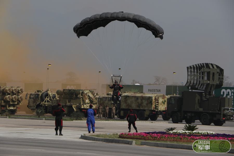 巴基斯坦国庆阅兵 出现大量中国装备