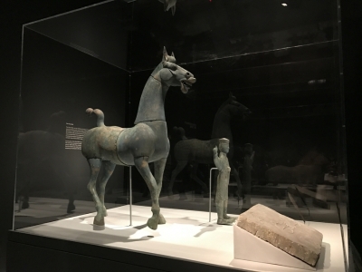 四川东汉人的玩意儿清明前夕美国开展(图) 四川东汉人的玩意儿清明前夕美国开展(图)