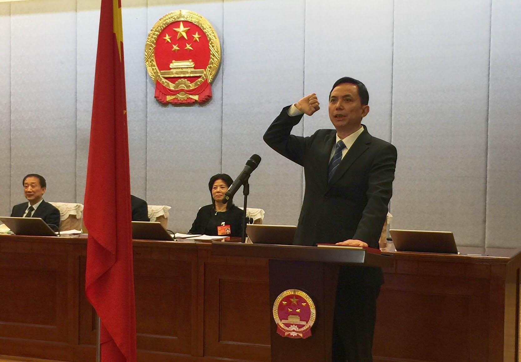 阴和俊,卢彦当选北京市副市长