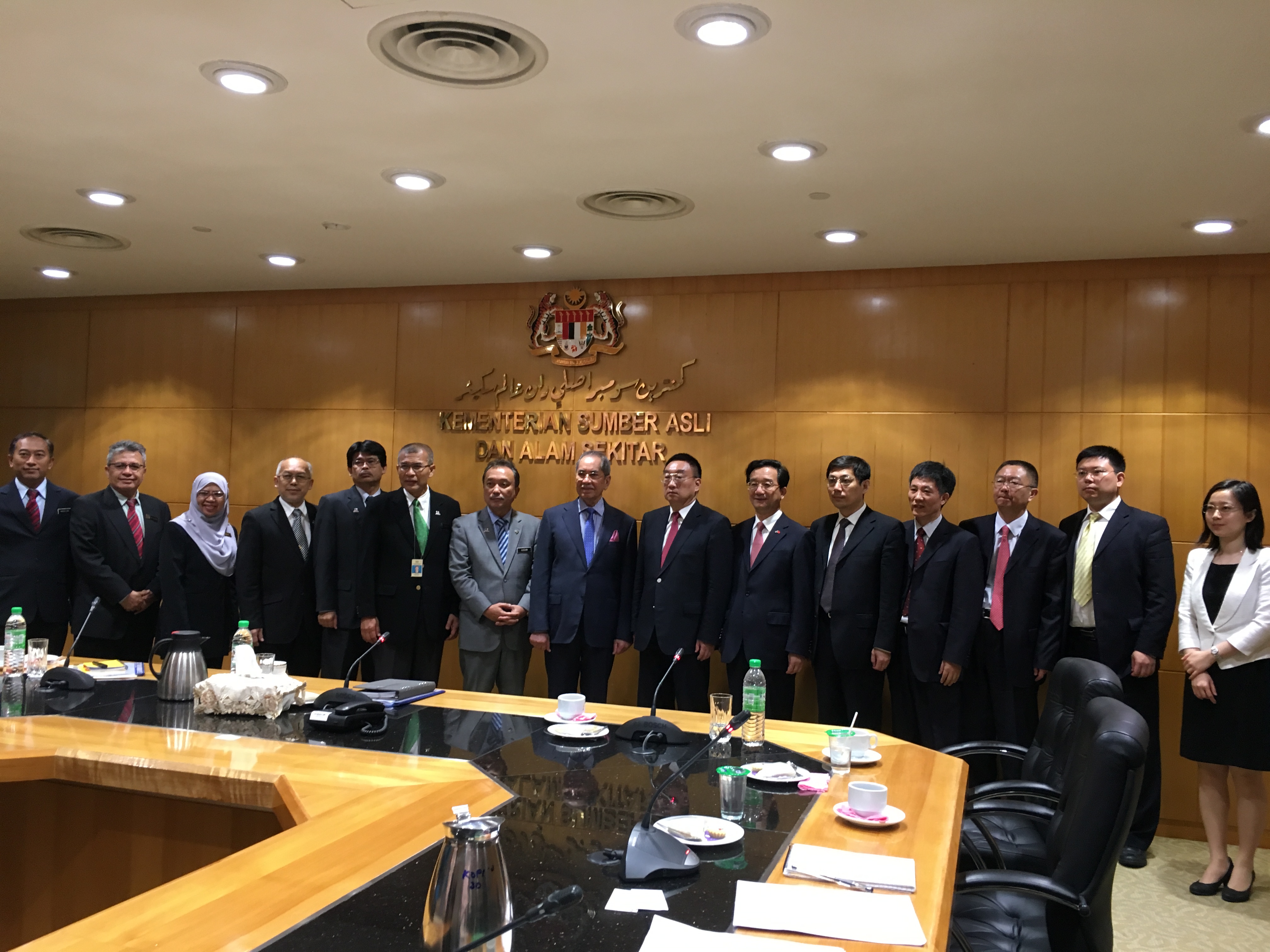 水利部长陈雷访马并签署中马水资源合作协议