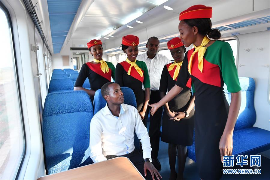 一带一路·好项目│肯尼亚'中国造'蒙内铁路联调联试迎接通车