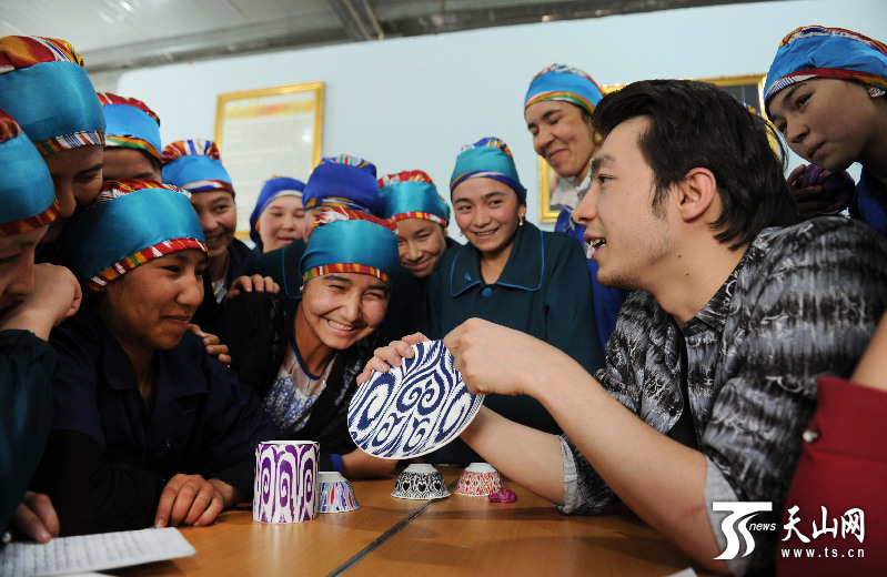 互联网让青年创业者带着“新疆”走向全国
