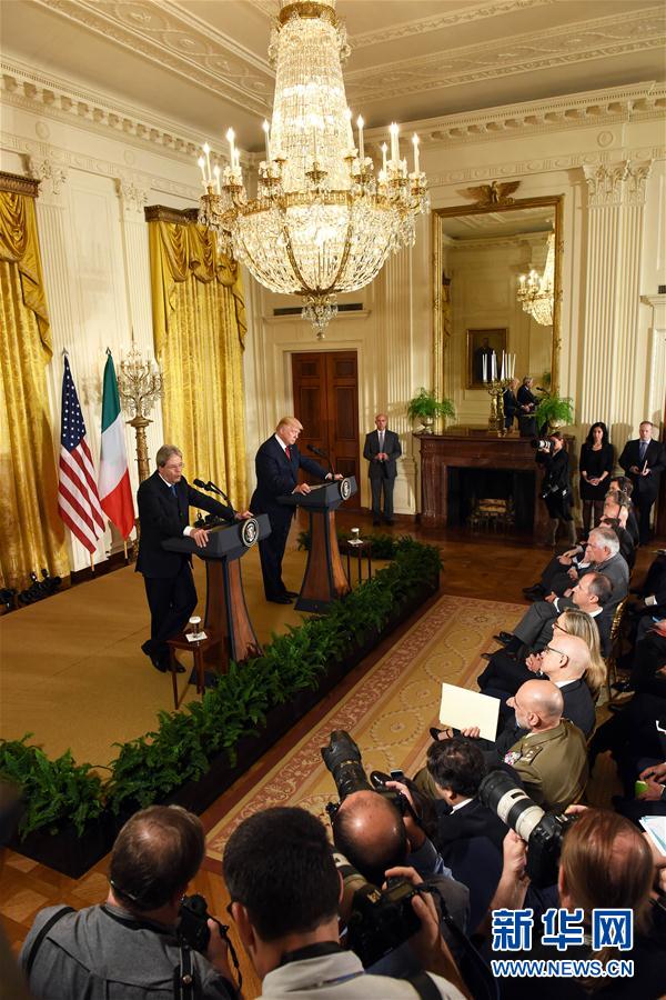 美国总统特朗普会见意大利总理真蒂洛尼