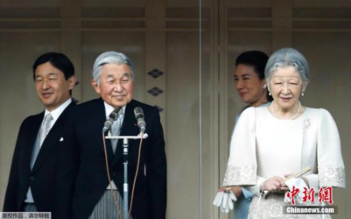 资料图：日本天皇夫妇