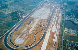 南京：“中国造”试车场高速环道即将投运