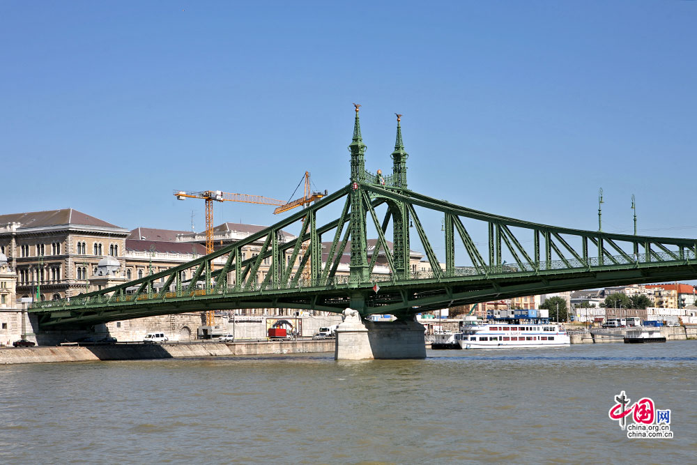奥斯特里茨桥图片