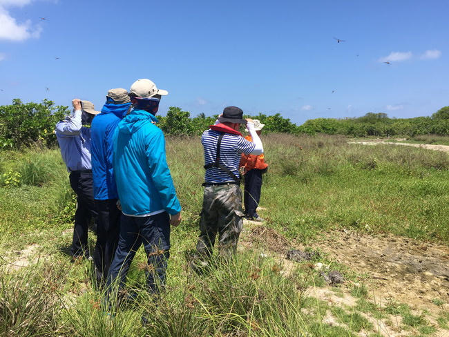 中国万吨海警船现身南海
