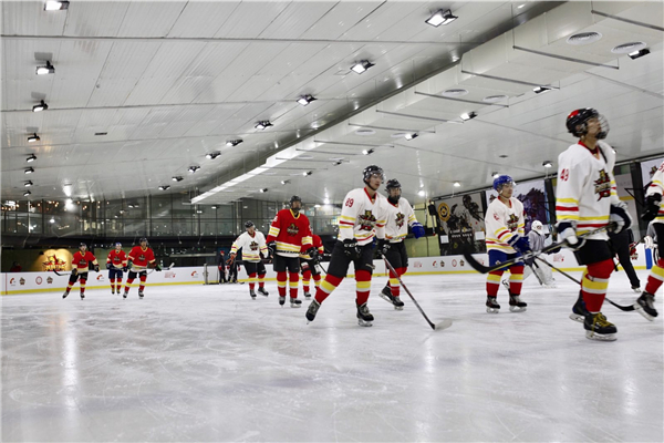 中国国家冰球队首批名单公布主力队员月薪4万 中国国家冰球队首批名单公布主力队员月薪4万