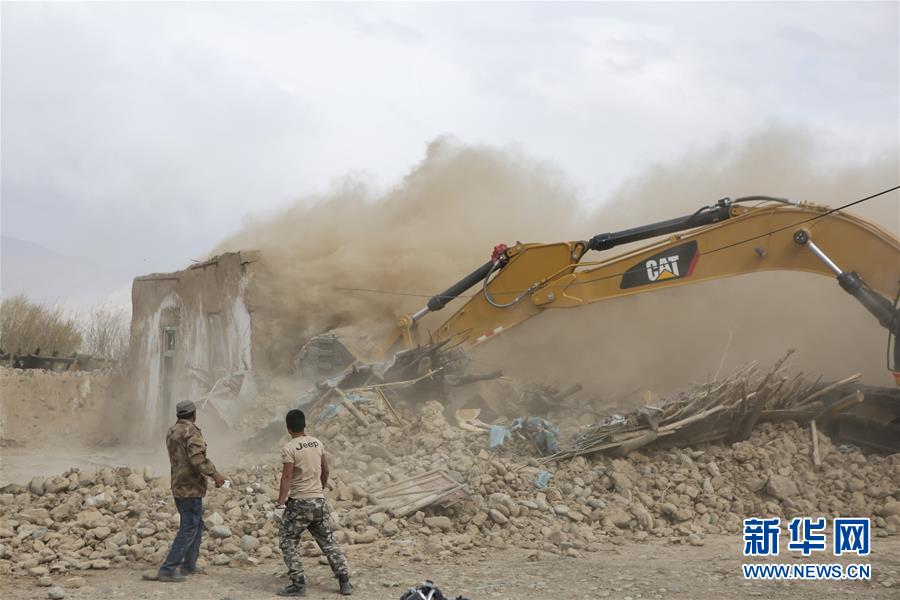 （社会）（2）新疆塔什库尔干县地震1.2万人受灾