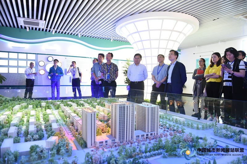 网媒大咖走进院士港：聚集高端人才助力发展