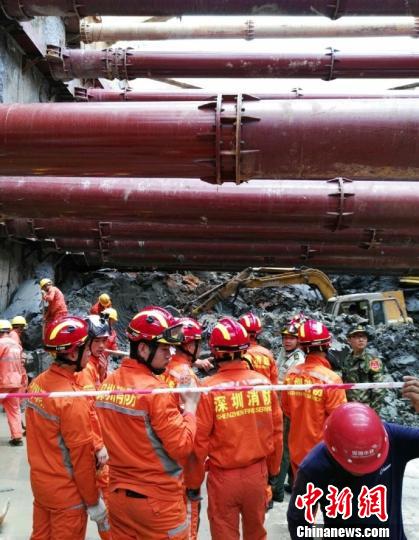 救援现场 深圳消防供图