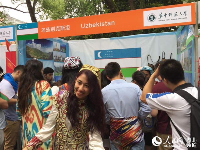 据悉，“桂子山国际文化节”是华中师范大学重大特色活动之一，每两年举办一次，该活动每次举办都会把学校的国际化氛围推向一个新的高度。