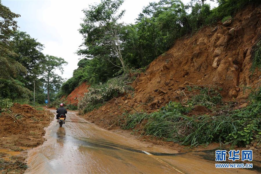 斯里兰卡洪灾致上百万人受灾 169人死亡
