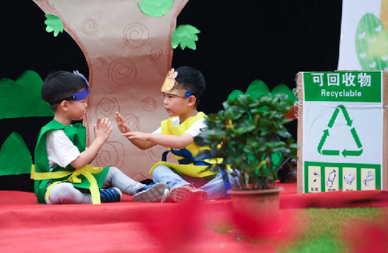 '六一'环保时装秀:绿色六一 悦享童年