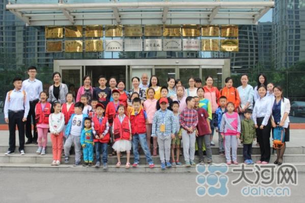 世界环境日河南一水务公司组织开展环保科普宣传活动