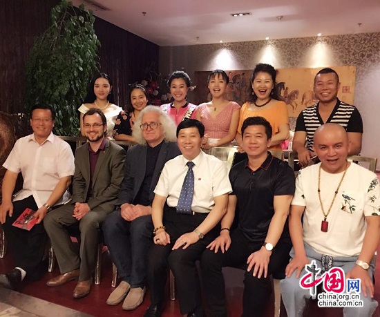 白俄罗斯文化联盟与中国文艺界人士在京举行联欢活动