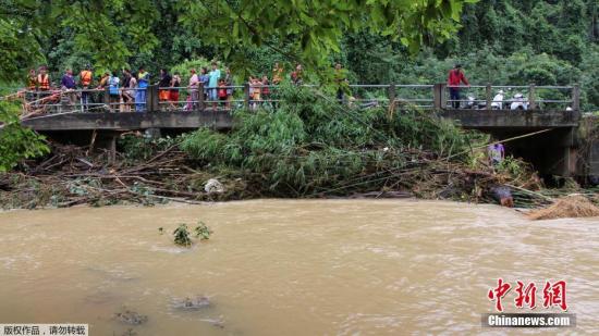 资料图:泰国南部暴雨水灾。