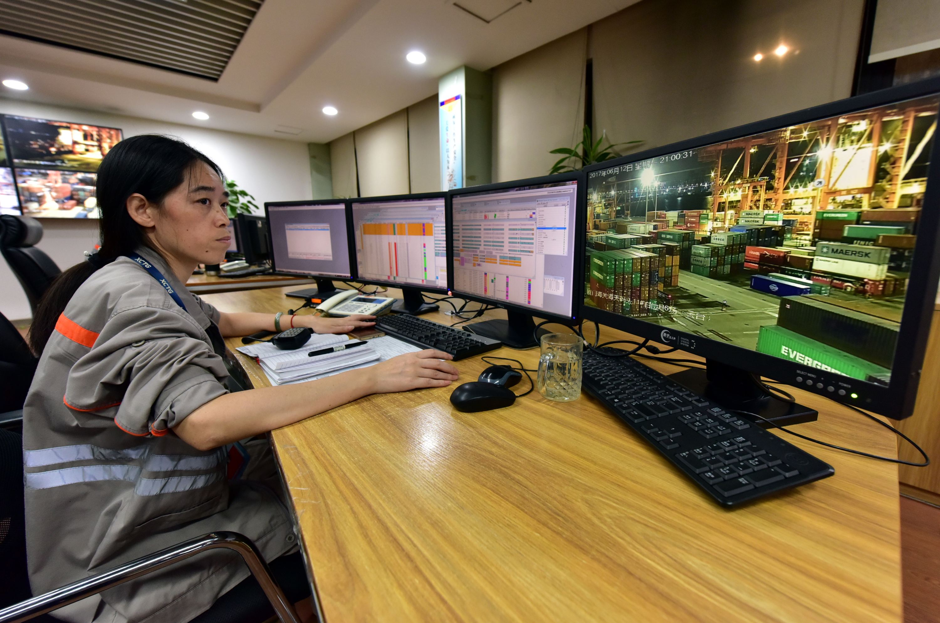 厉害了厦门港这里有东南国际航运中心邮轮母港和全自动化码头027