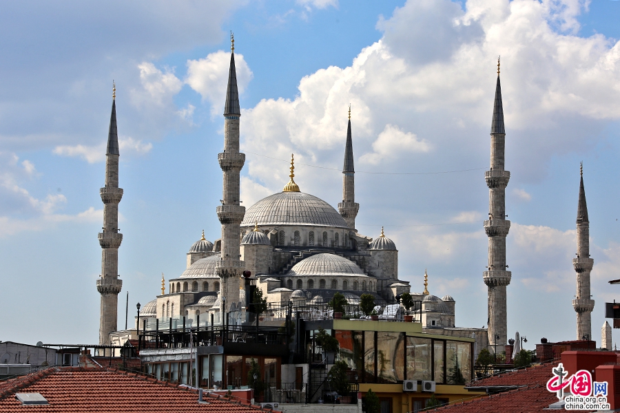藍色土耳其（一 下）藍色清真寺，繁縟紛亂與簡潔樸素