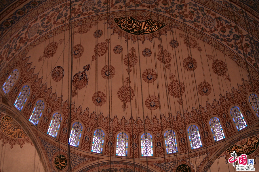 蓝色清真寺美妙的穹顶