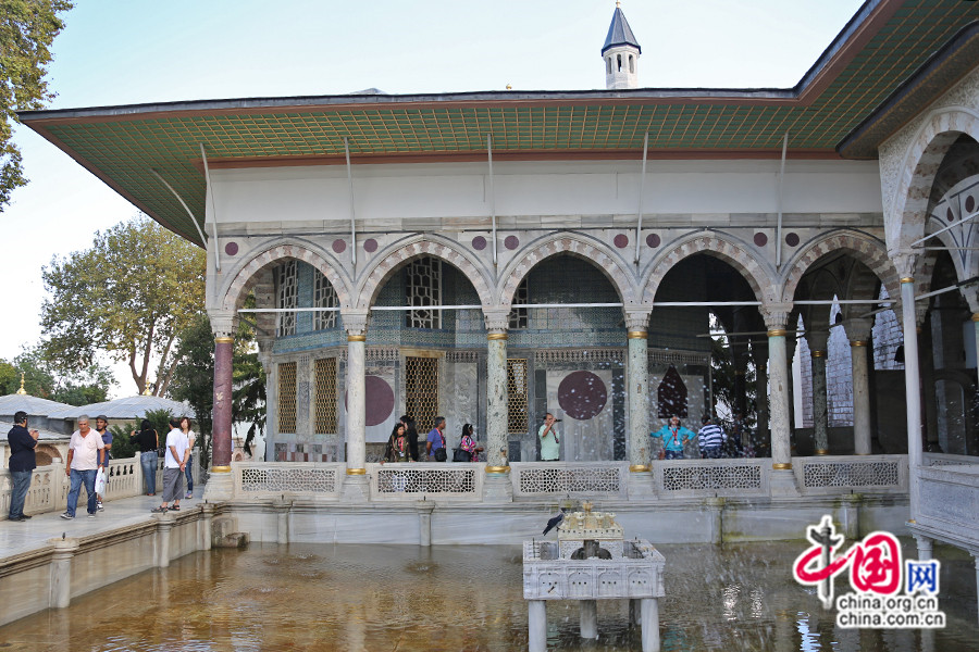 巴格达亭是皇宫极具代表的建筑