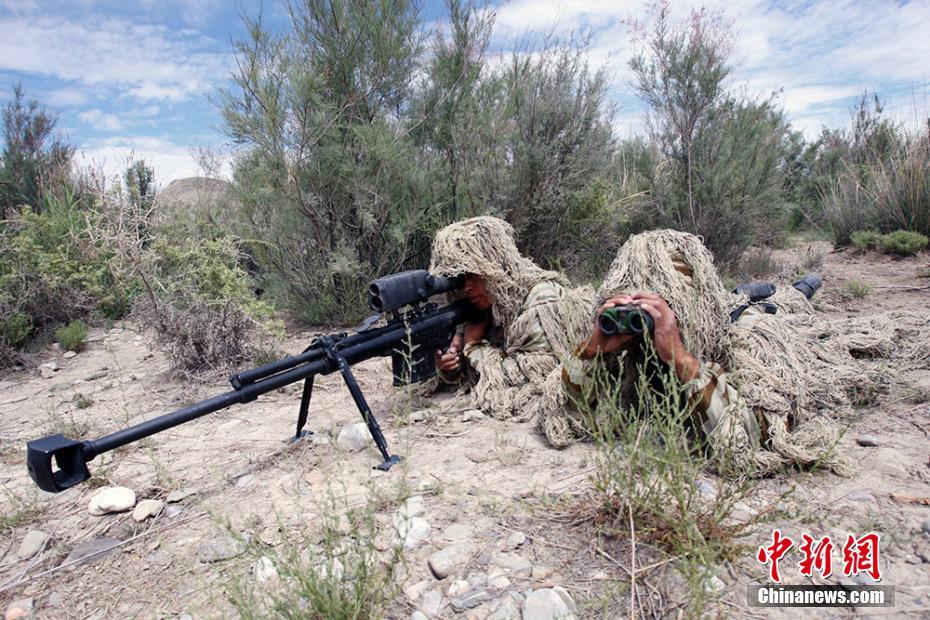 中吉主管机关边防部门举行联合反恐演习