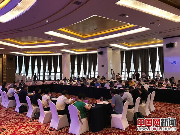 图为媒体座谈会现场。