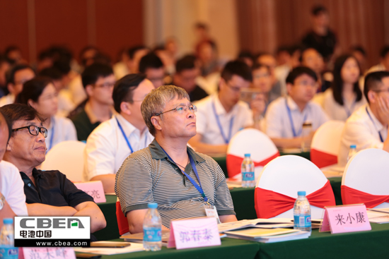 1499403235808078640.jpg 花絮 讨论现场.jpg