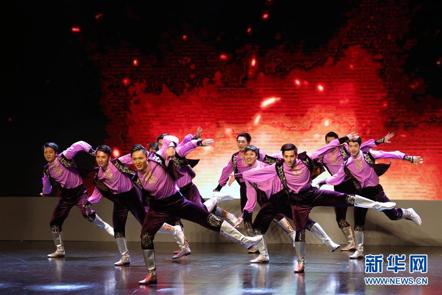中国国家馆日专场晚会在阿斯塔纳专项世博会上演