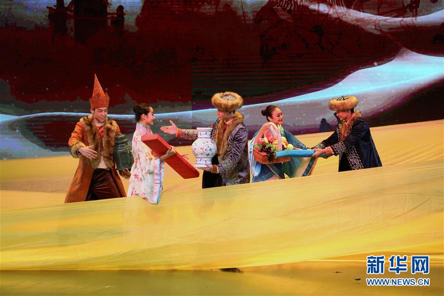 中国国家馆日专场晚会在阿斯塔纳专项世博会上演